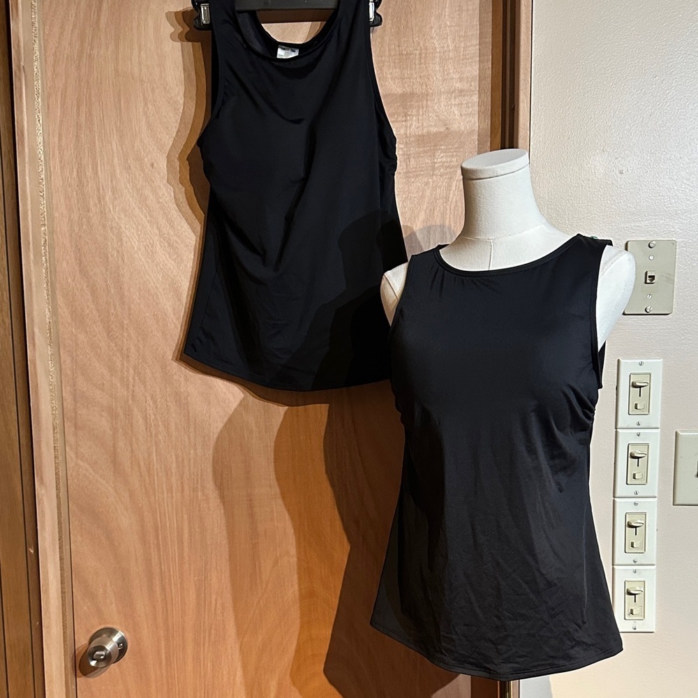 Lands' End Black Women's Tank Top 10 mast